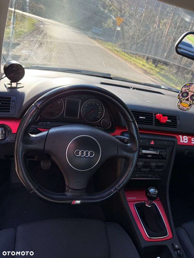 Audi A4 Limousine 1.8T - 12