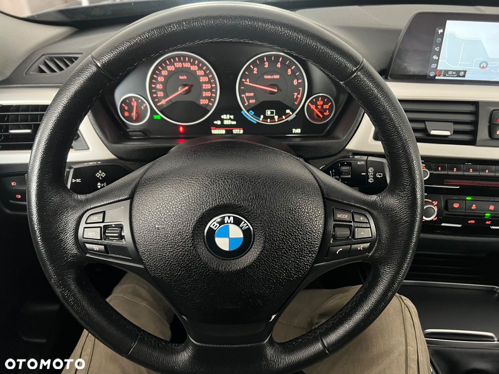 BMW Seria 3 318i Edition Luxury Line Purity - 31