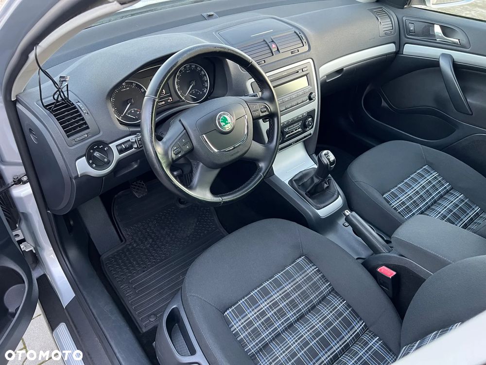 Skoda Octavia - 5