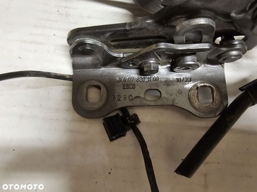 ZAWIAS ZAWIASY MASKI NABOJE MERCEDES CLA 118 A1778801100 A1778801200 - 2