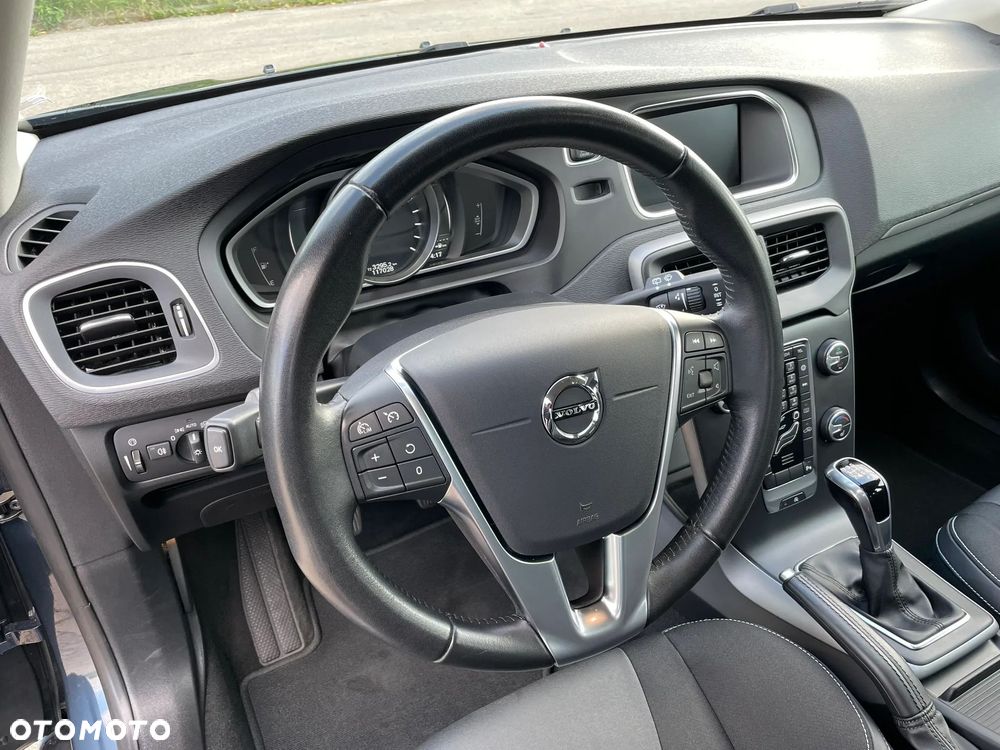 Volvo V40 T2 Drive-E Momentum - 15