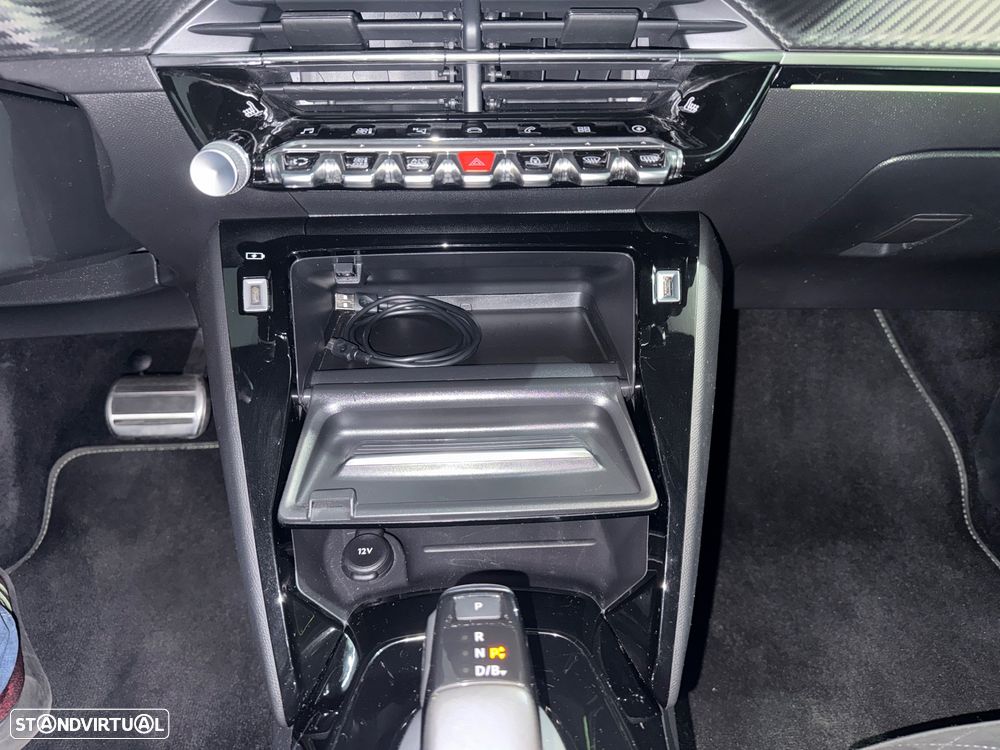 Peugeot e-208 50 kWh GT Line - 23