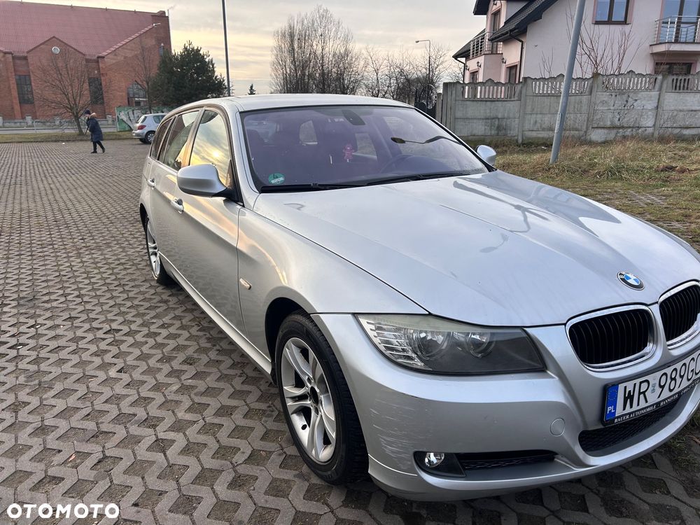 BMW Seria 3 318i - 2