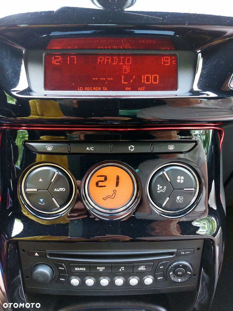 Citroën DS3 1.6 VTi SoChic - 13