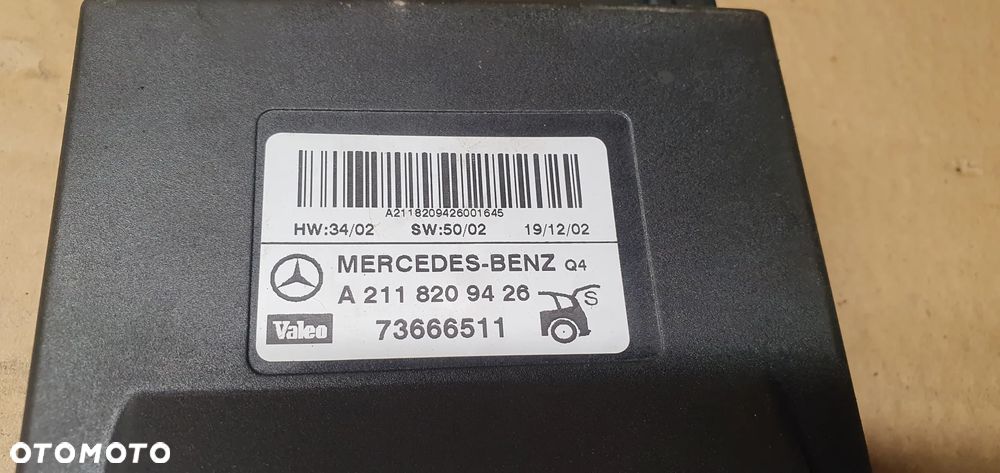 Moduł sterownik klapy bagażnika Mercedes W211 A2118209426 - 4