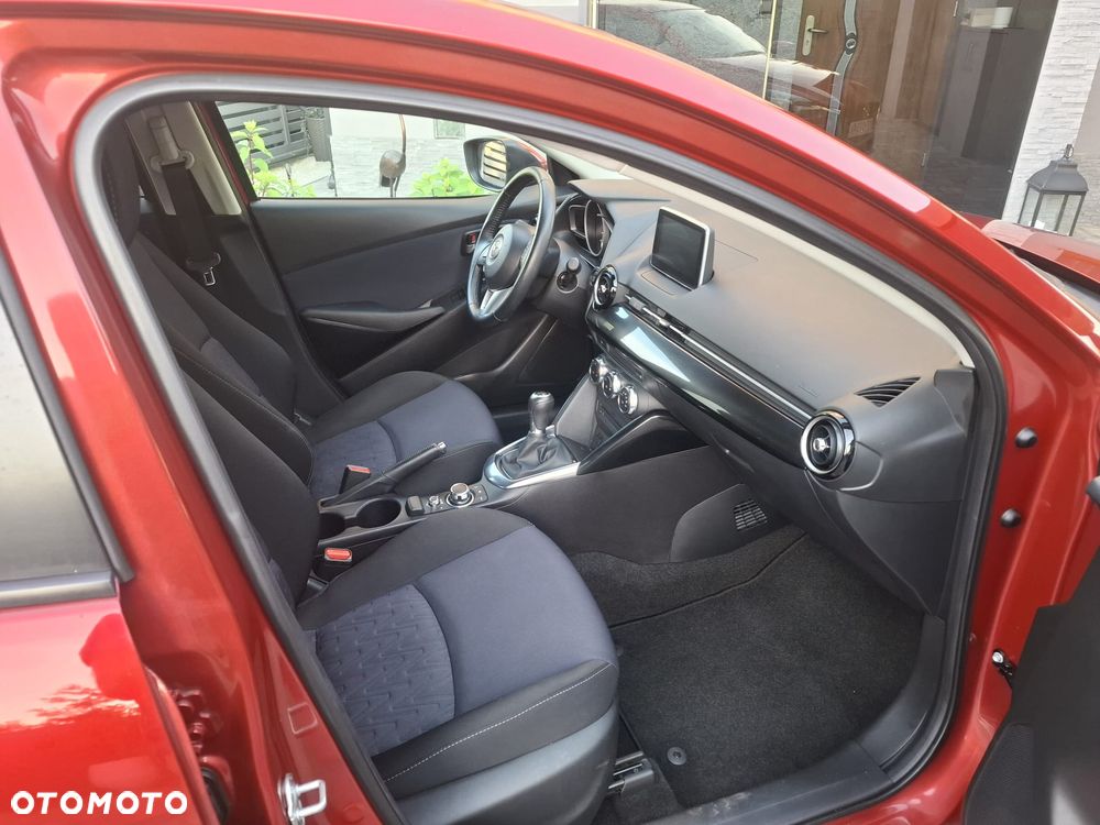 Mazda 2 - 13
