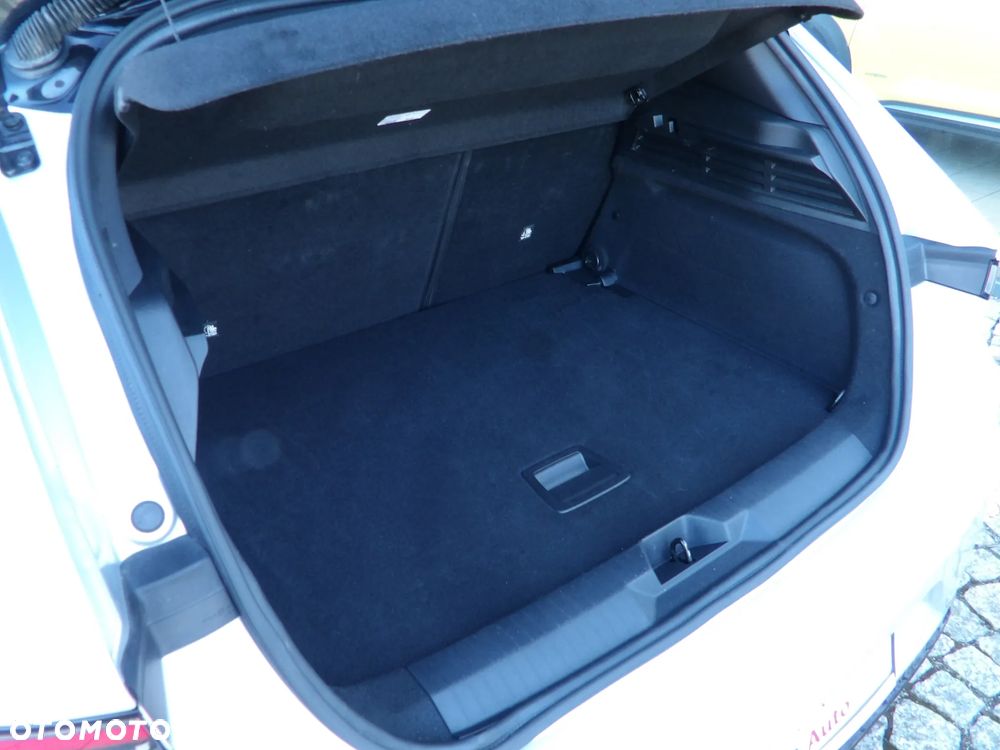 Opel Astra 1.2 T GS S&S - 15