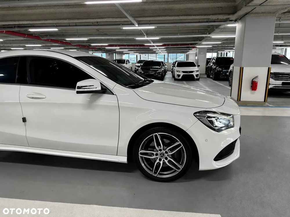 Mercedes-Benz CLA - 5