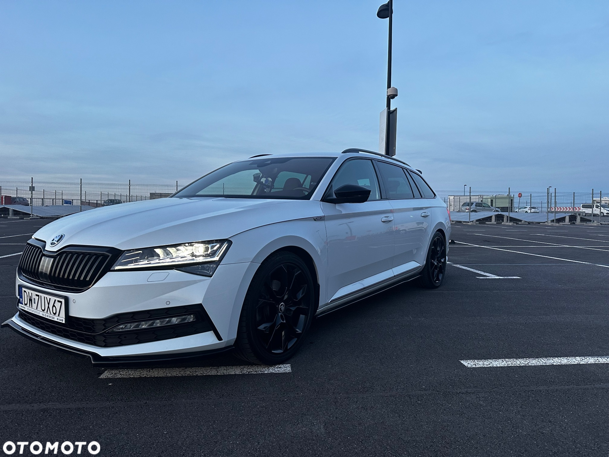Skoda Superb 2.0 TSI Sportline DSG - 13