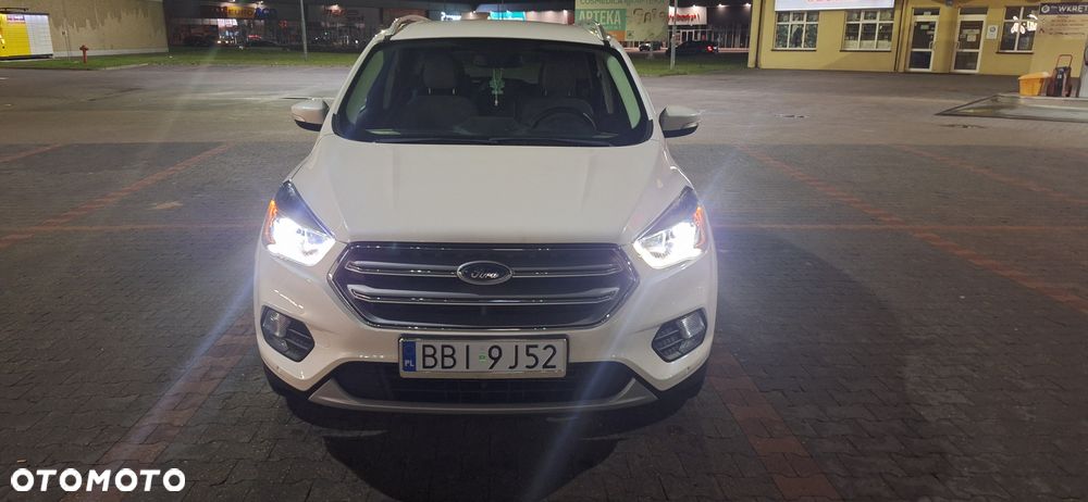 Ford Escape 2.0 EcoBoost AWD Titanium - 34