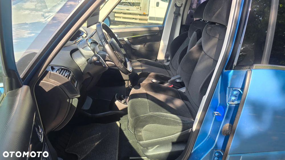 Citroën C4 Picasso 2.0 HDi FAP EGS6 Exclusive - 21