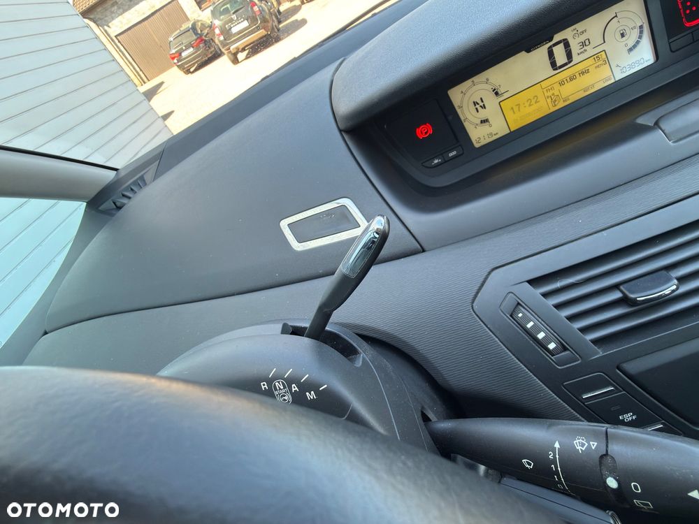 Citroën C4 Picasso - 22