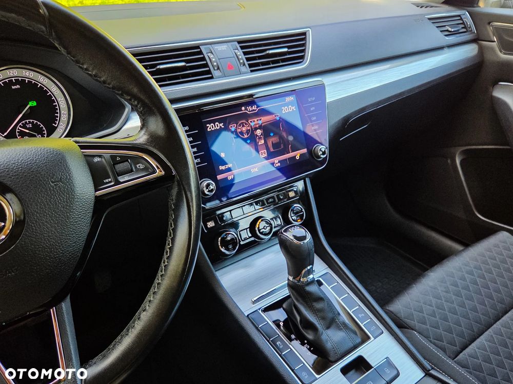 Skoda Superb 2.0 TSI Ambition DSG - 26