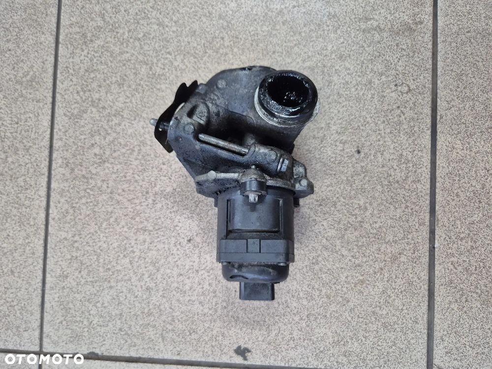 ZAWÓR EGR PARTNER BERLINGO III 1.6 HDI 08r.+ - 1
