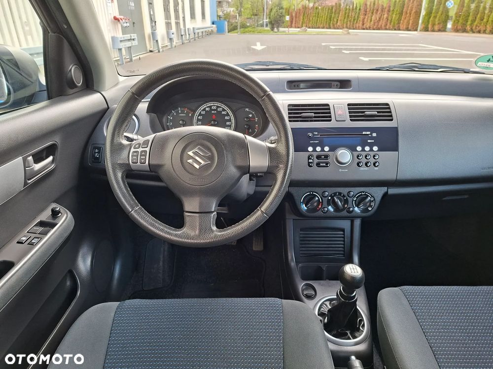 Suzuki Swift - 16