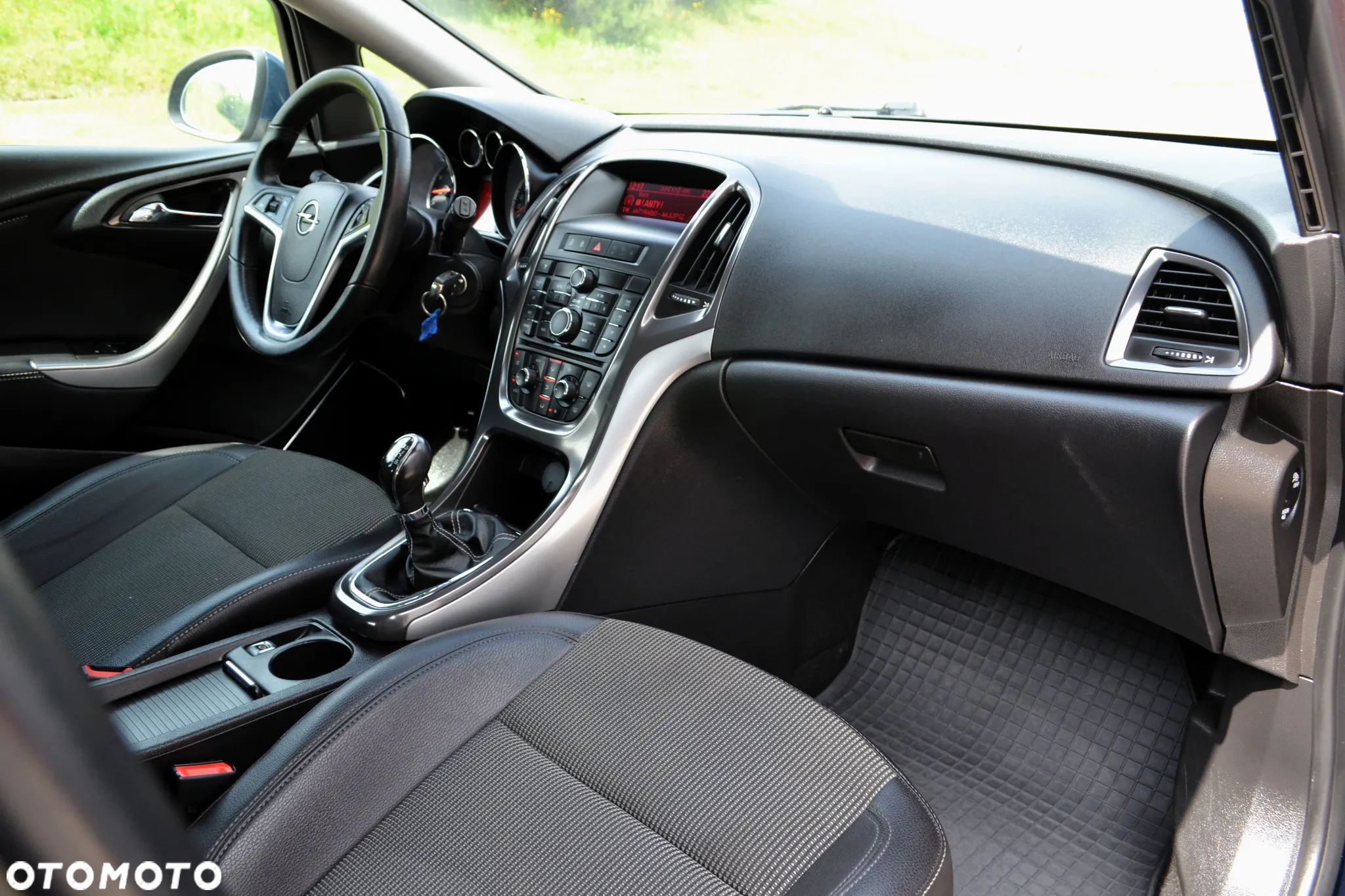 Opel Astra IV 1.4 T Sport - 10