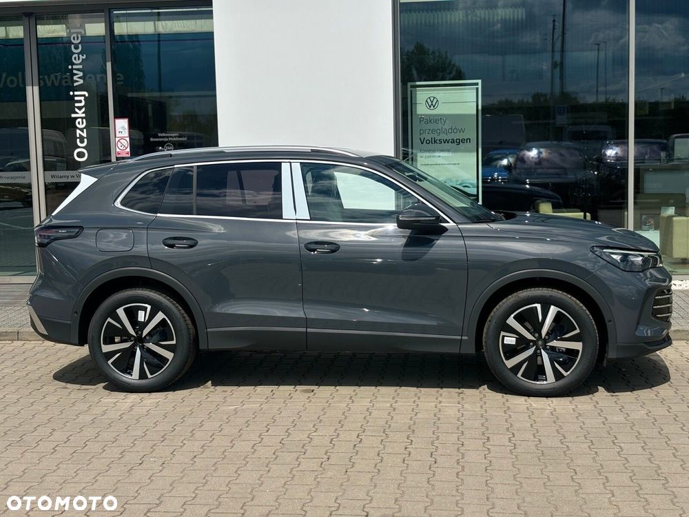 Volkswagen Tiguan 1.5 eTSI Elegance DSG - 8