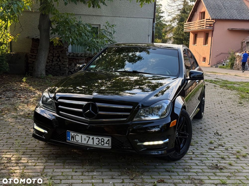 Mercedes-Benz Klasa C 250 CGI Automatik BlueEFFICIENCY SPORT EDITION - 4