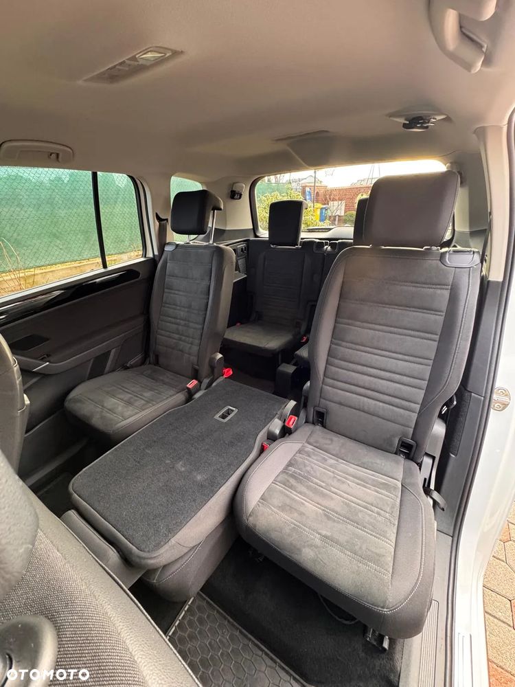 Volkswagen Touran 1.5 TSI EVO Highline DSG - 8