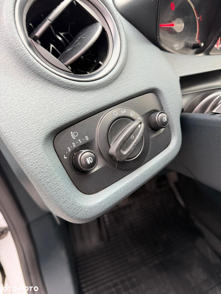 Ford Fiesta 1.4 TDCi Trend - 16