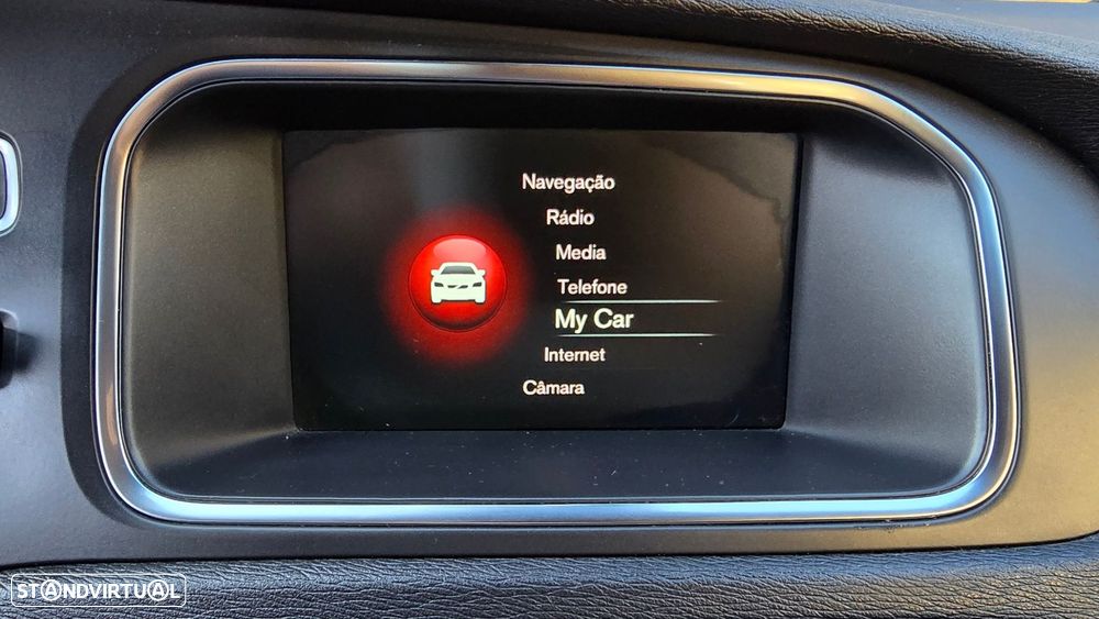 Volvo V40 1.6 D2 Momentum Powershift Eco - 21