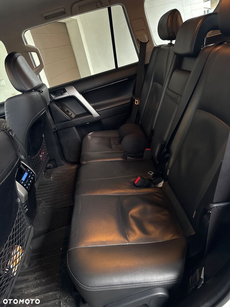 Toyota Land Cruiser LC 2.8 D-4D Invincible - 6