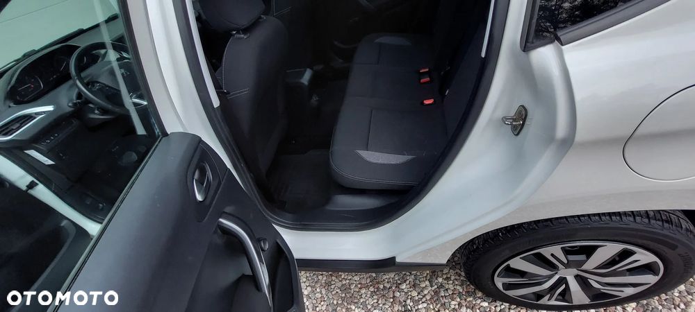Peugeot 2008 PureTech 110 Stop&Start EAT6 Active - 21