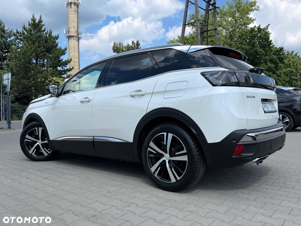 Peugeot 3008 1.6 PureTech HYbrid Allure S&S EAT8 - 8