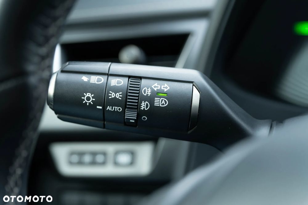 Lexus UX 250h Prestige 2WD - 37