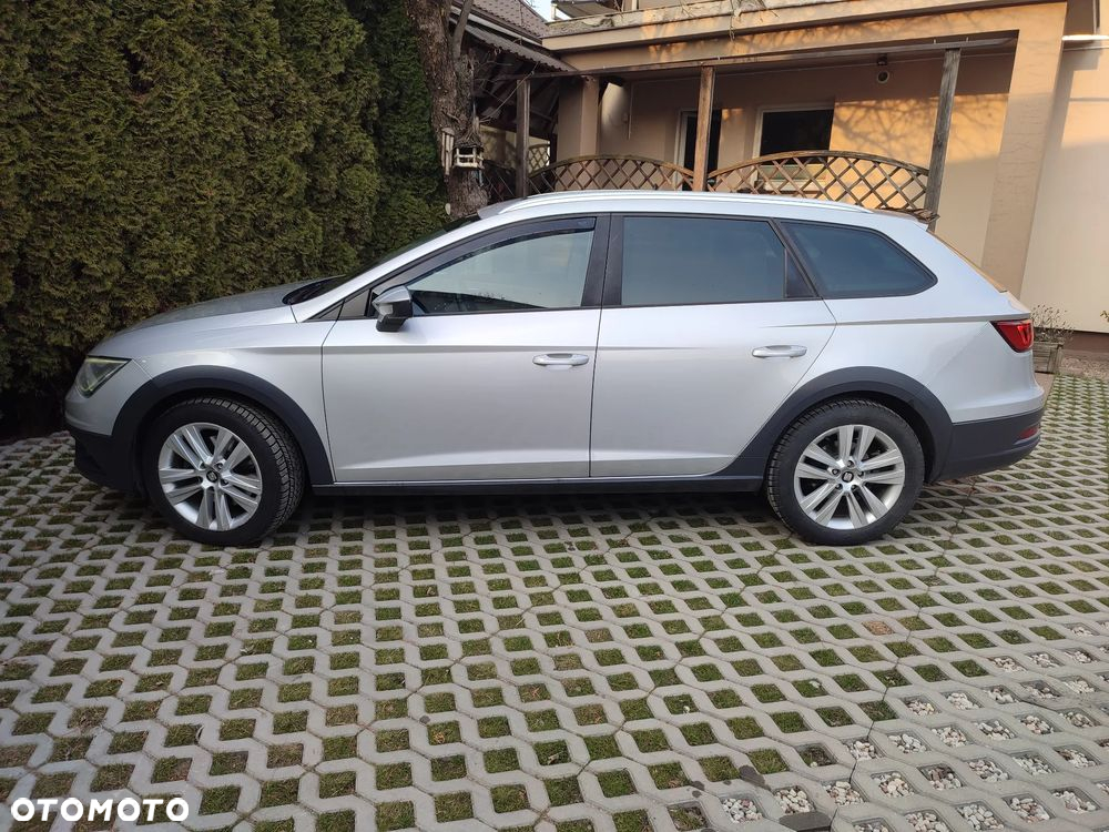 Seat Leon 2.0 TDI X-Perience S&S 4Drive DSG - 2