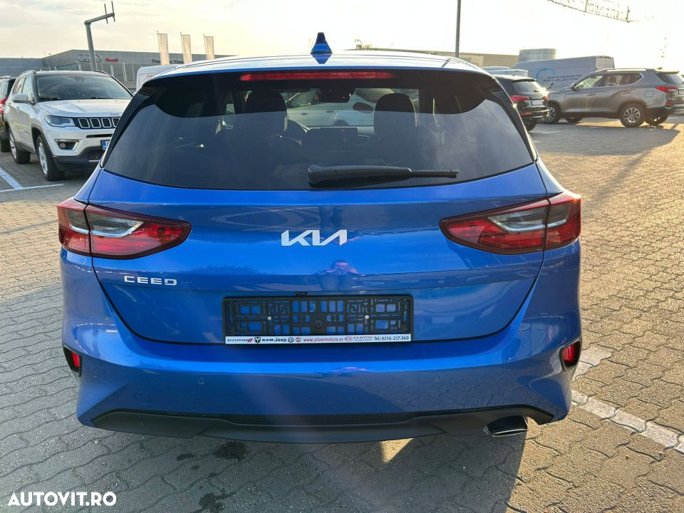 Kia Ceed - 4