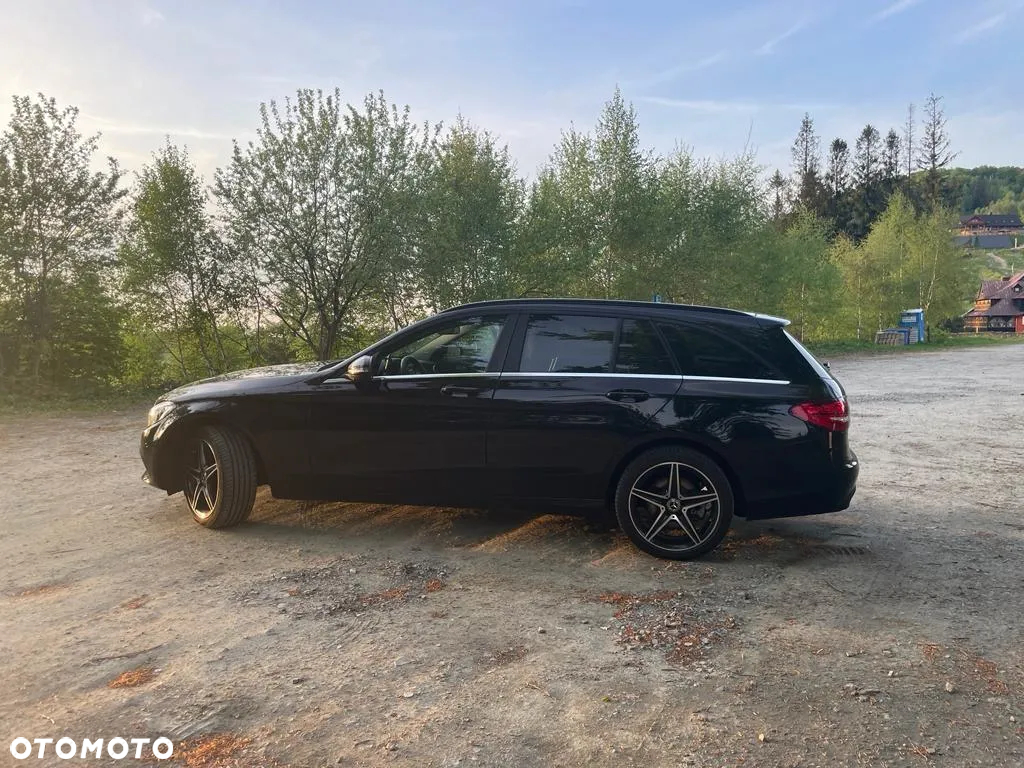 Mercedes-Benz Klasa C 250 d 4-Matic 9G-TRONIC - 11