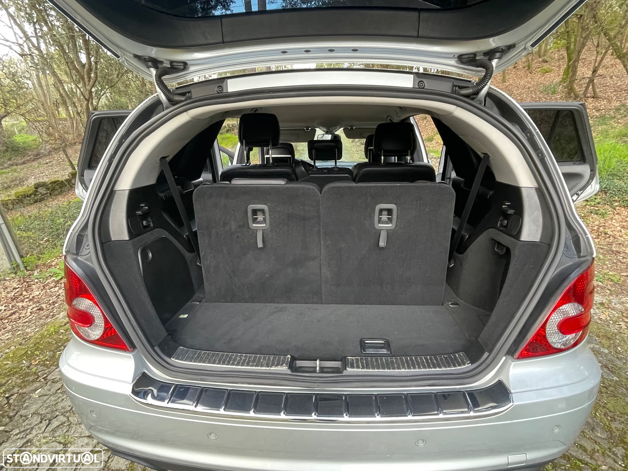 Mercedes-Benz R 350 4-Matic - 17