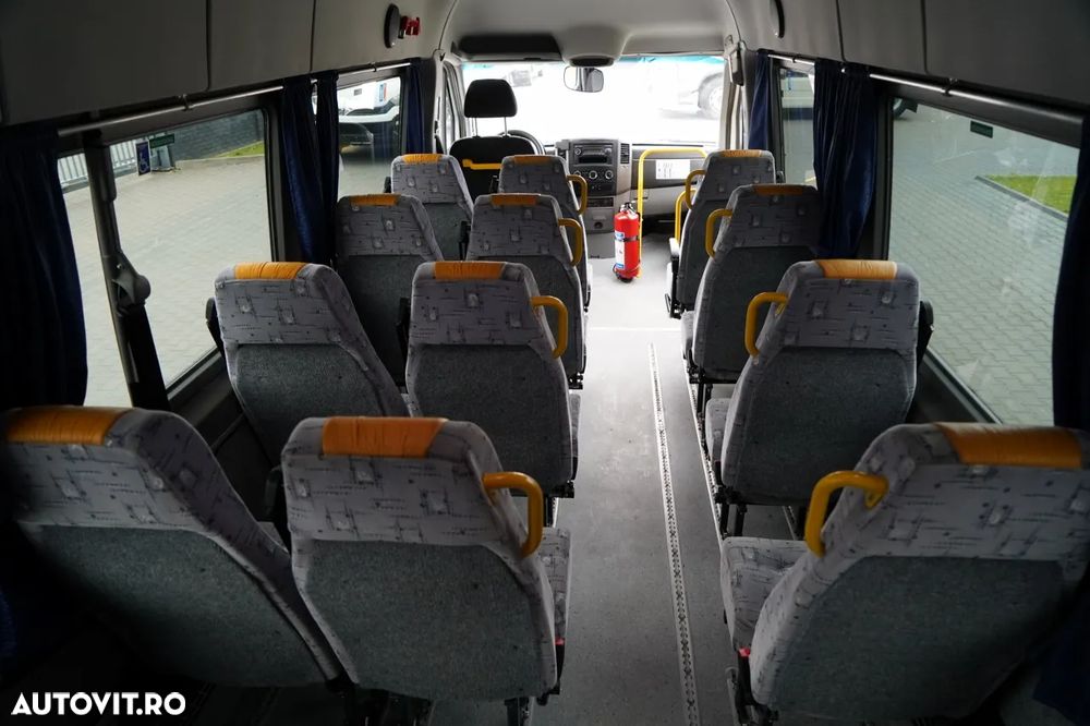 Mercedes-Benz SPRINTER 516 CDI / 2x A/C / IMPORTED / - 33