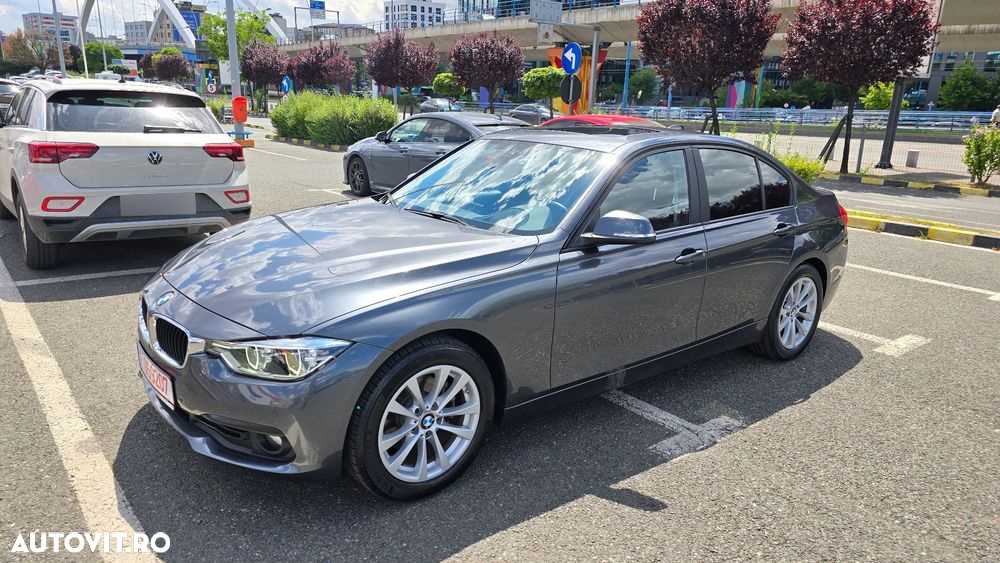 BMW Seria 3 320d Aut. Sport Line - 8
