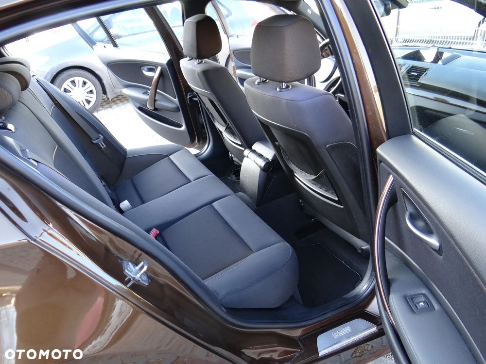 BMW Seria 1 116i Edition Sport - 30