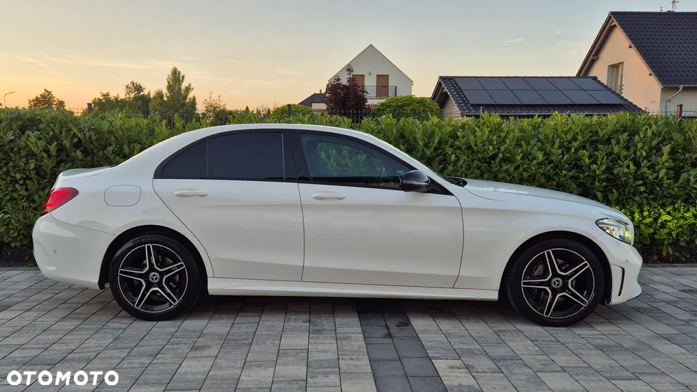 Mercedes-Benz Klasa C 220 d 9G-TRONIC - 10