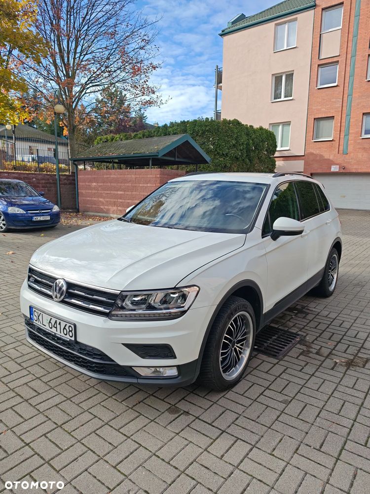 Volkswagen Tiguan 2.0 TDI SCR 4MOTION BlueMotion Technology DSG Sport & Style - 2