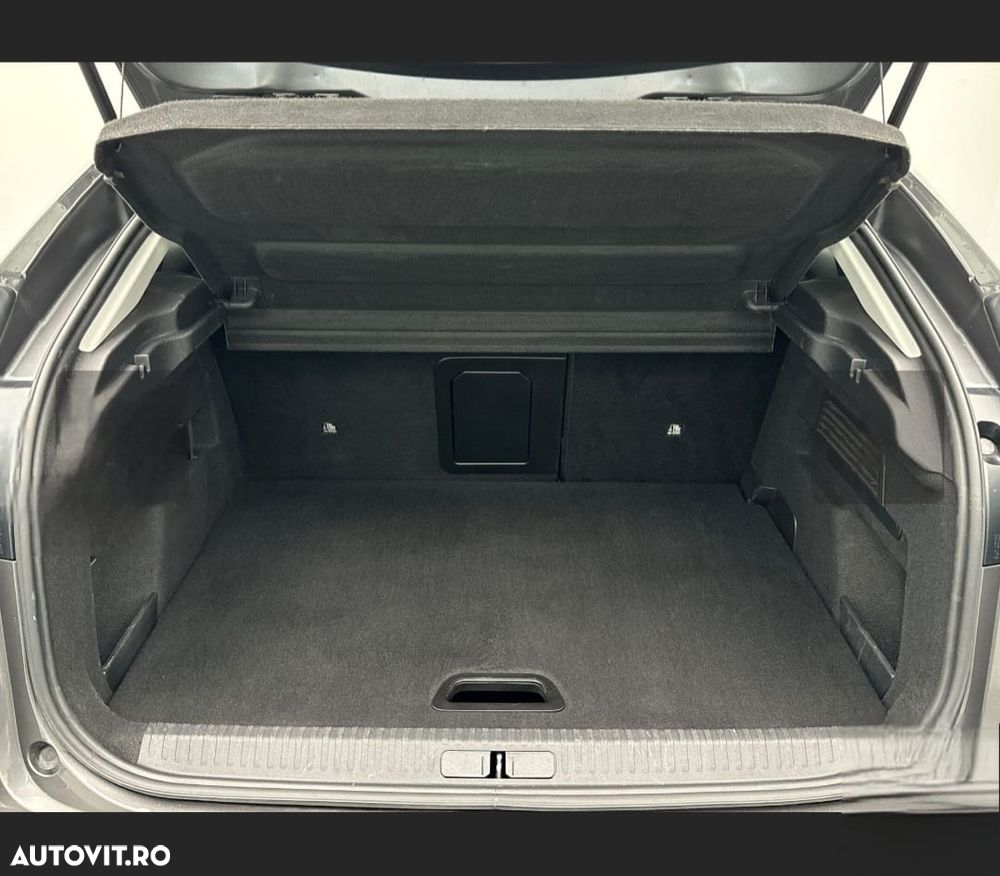 Citroën C4 BlueHDi 130 Stop&Start EAT8 SHINE - 7