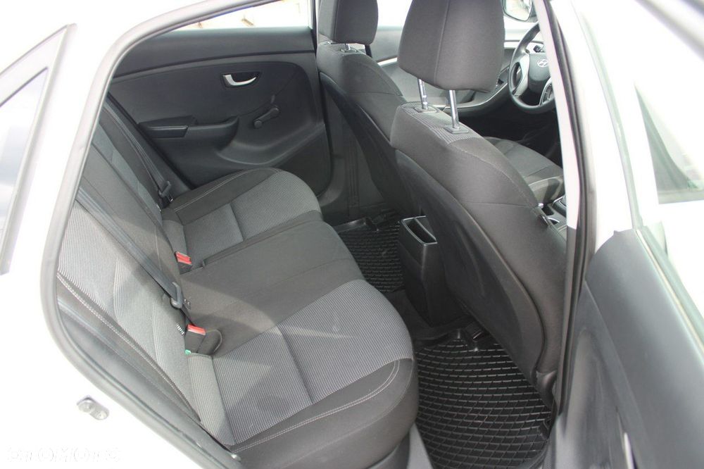 Hyundai i30 - 19