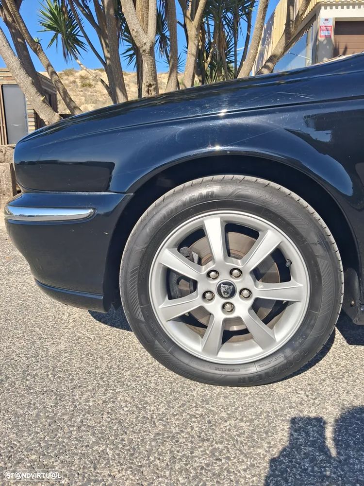 Jaguar X-Type 2.0 D Executive - 16