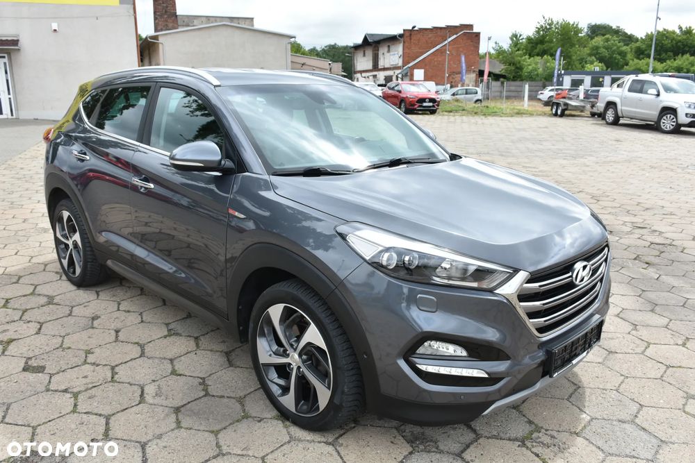 Hyundai Tucson 2.0 CRDI 4WD Automatik Premium - 8
