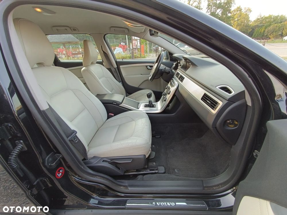 Volvo V70 ver-d2-edition - 14