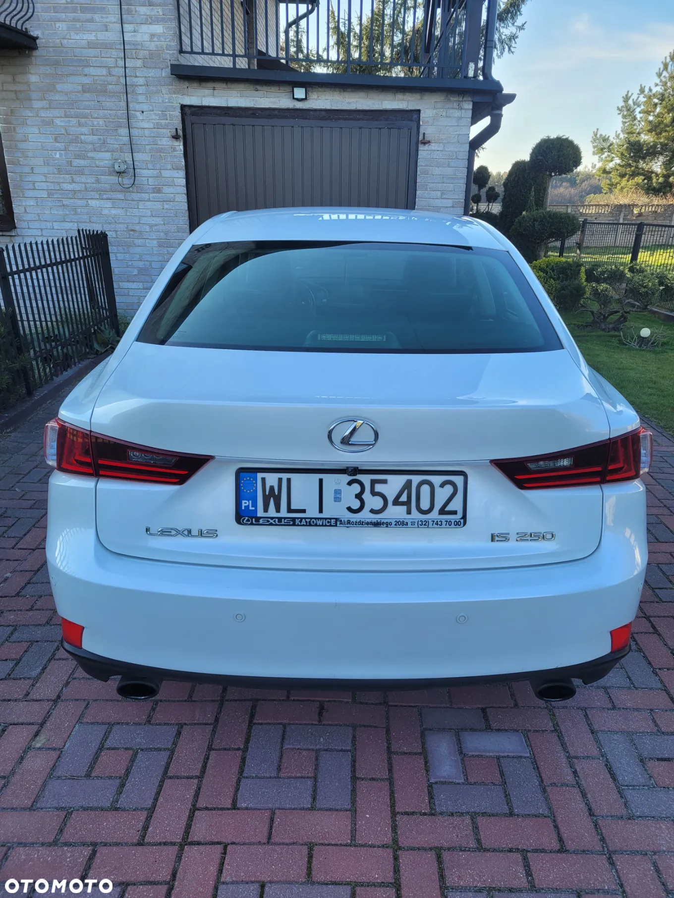 Lexus IS - 15