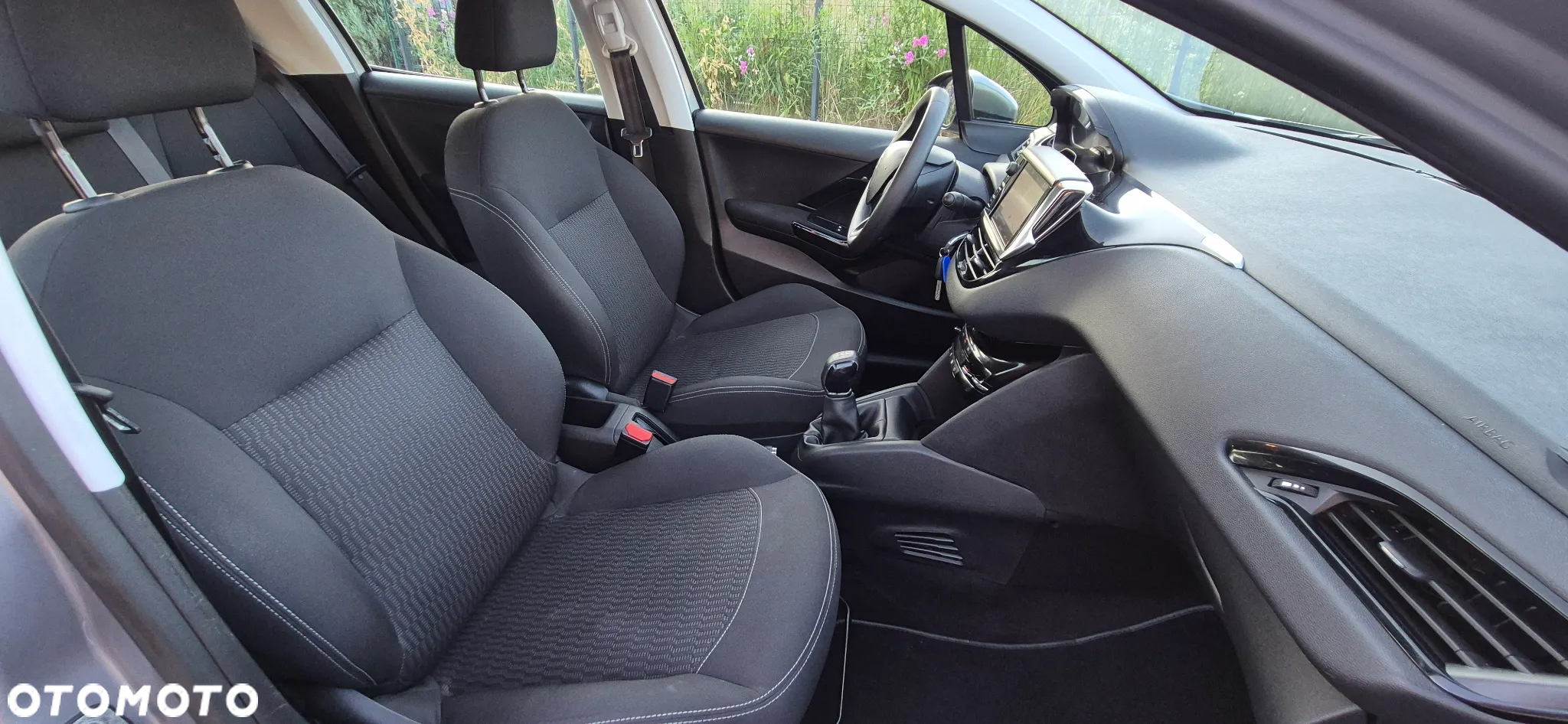 Peugeot 208 1.5 BlueHDi Active Pack S&S - 23