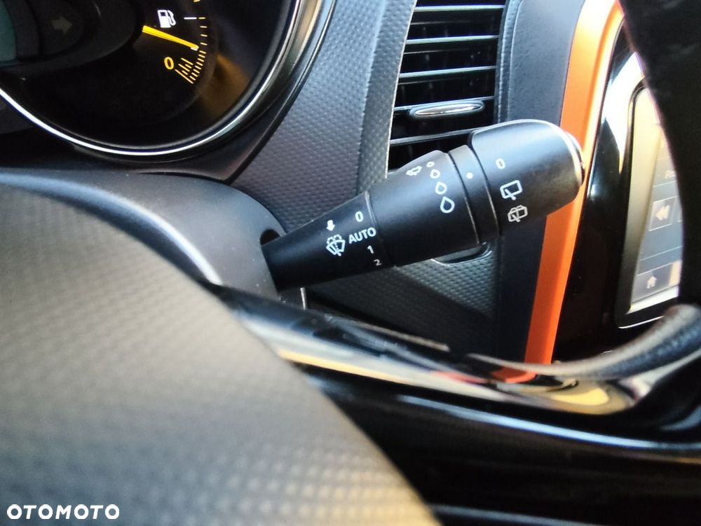 Renault Captur ENERGY TCe 90 Start&Stop Luxe - 15