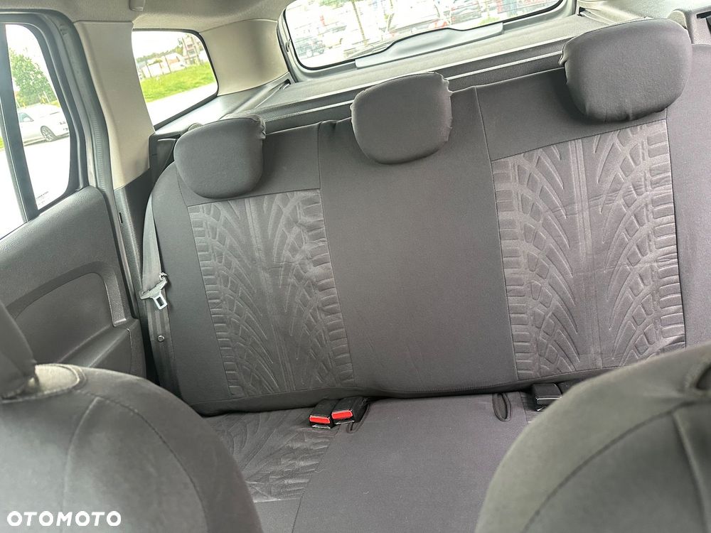 Dacia Logan 0.9 TCE Ambiance - 11