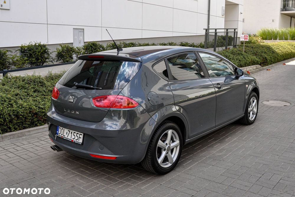 Seat Leon 1.8 TSI Style DSG - 4