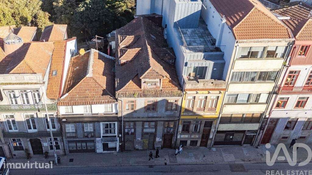 Prédio em Lordelo do Ouro e Massarelos de 414 m2 - Grande imagem: 3/8