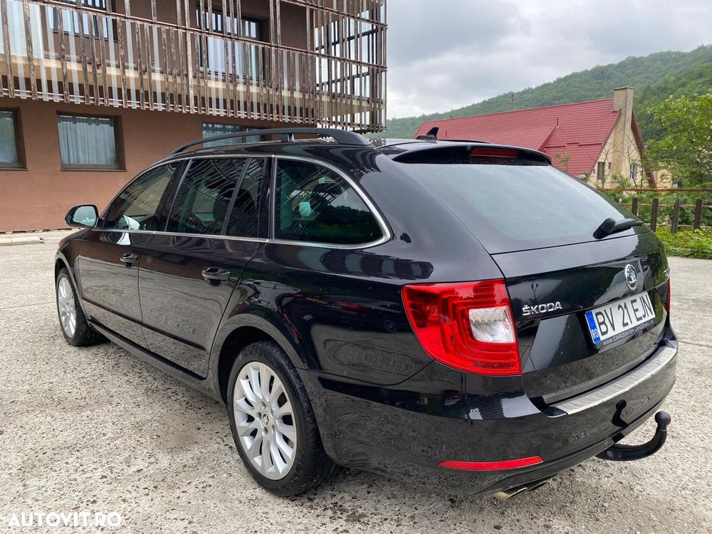 Skoda Superb 2.0 TDI DSG Exclusive - 4